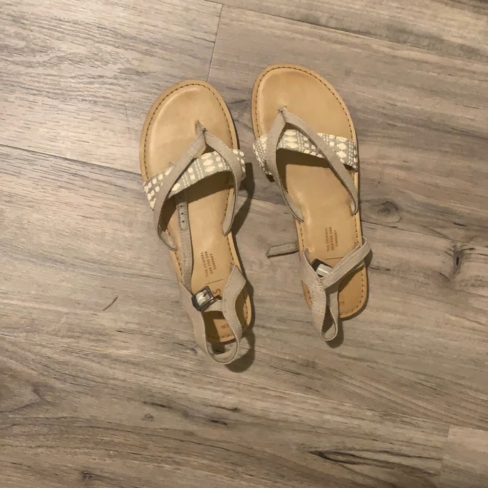 Never worn Toms sandals